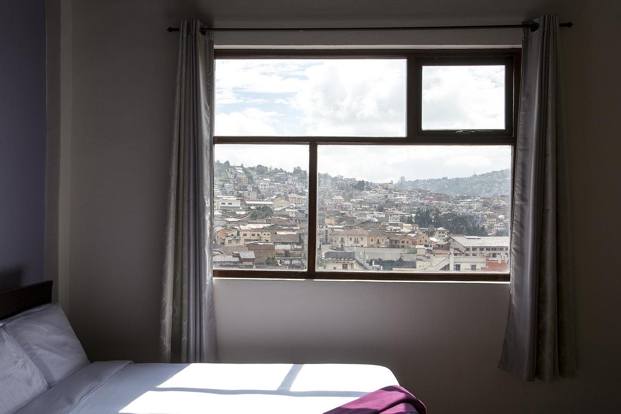 Hotel Colonial San Agustin Quito Esterno foto
